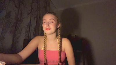 ArnetteBregon live cam on Cam4