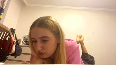 ArnetteBregon live cam on Cam4