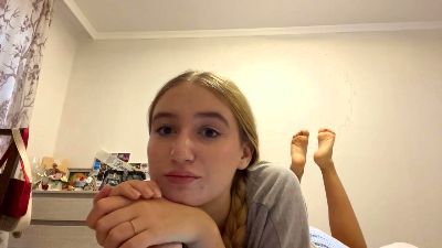 ArnetteBregon live cam on Cam4