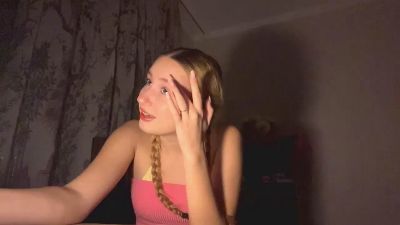 ArnetteBregon live cam on Cam4