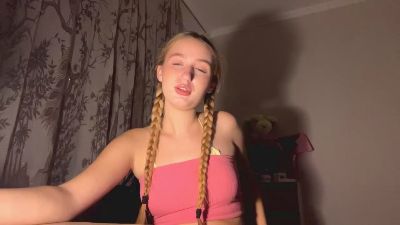 ArnetteBregon live cam on Cam4