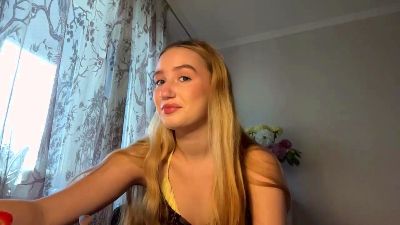 ArnetteBregon live cam on Cam4