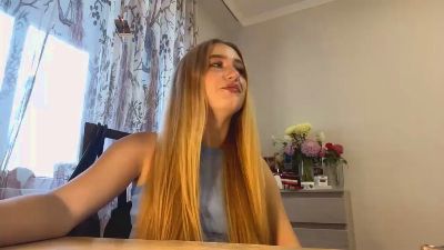 ArnetteBregon live cam on Cam4