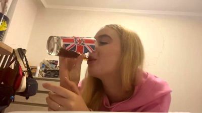ArnetteBregon live cam on Cam4