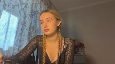ArnetteBregon live cam on Cam4