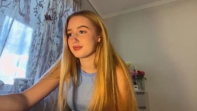 ArnetteBregon live cam on Cam4