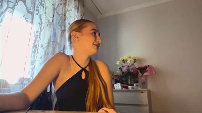 ArnetteBregon live cam on Cam4