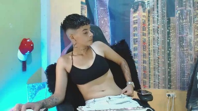 Aron739 live cam on Cam4