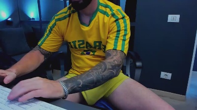 AronGrant live cam on Cam4
