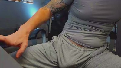 AronGrant live cam on Cam4