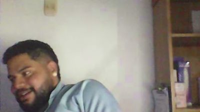 Arstudiosvalle live cam on Cam4