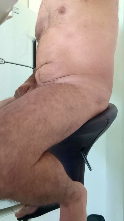 Arthur69 live cam on Cam4