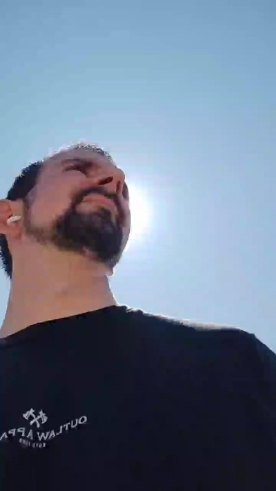 Artorias94x live cam on Cam4