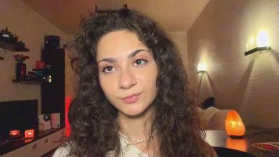 ArvillaCharity live cam on Cam4