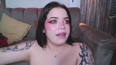 ArySubDoll live cam on Cam4