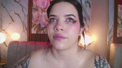 ArySubDoll live cam on Cam4