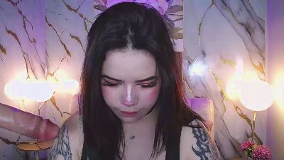 ArySubDoll live cam on Cam4