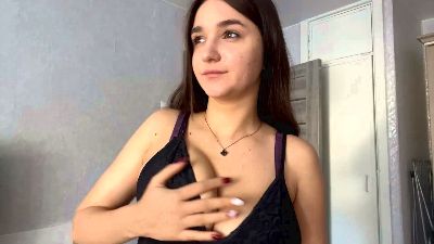 AshantiWadusky live cam on Cam4