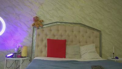 AshleyBllue live cam on Cam4