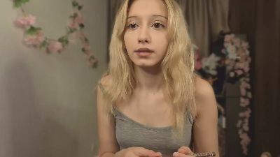Ashleyfair live cam on Cam4