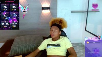 AshleysofiaXXX live cam on Cam4