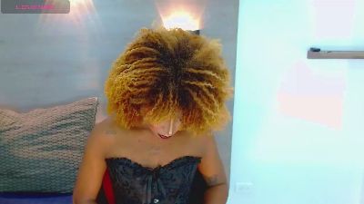 AshleysofiaXXX live cam on Cam4