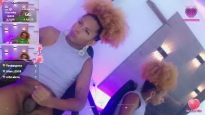 AshleysofiaXXX live cam on Cam4