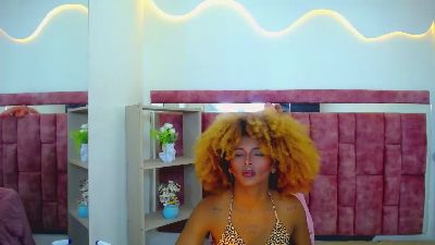 AshleysofiaXXX live cam on Cam4