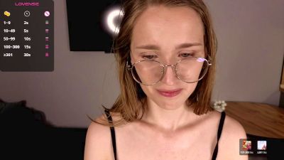 AshleyyJones live cam on Cam4