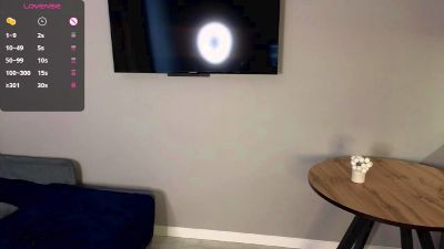 AshleyyJones live cam on Cam4