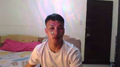 AsiaLarryren live cam on Cam4