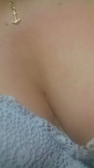 Asianbride85 live cam on Cam4