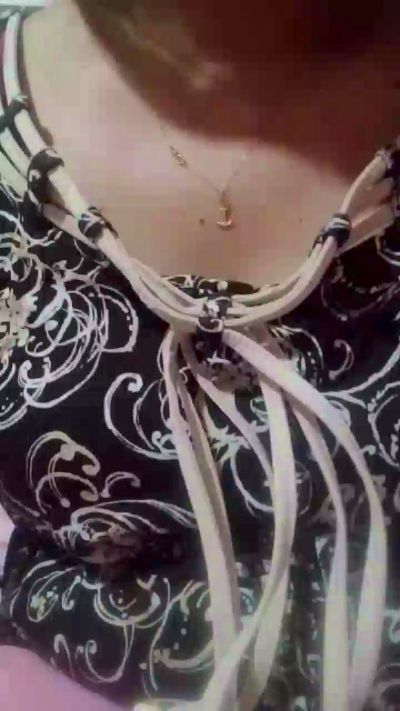 Asianbride85 live cam on Cam4
