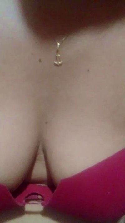 Asianbride85 live cam on Cam4
