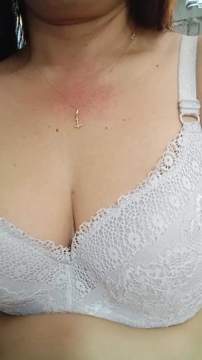 Asianbride85 live cam on Cam4