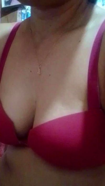 Asianbride85 live cam on Cam4