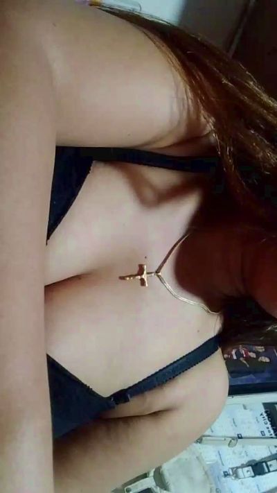 Asianbride85 live cam on Cam4