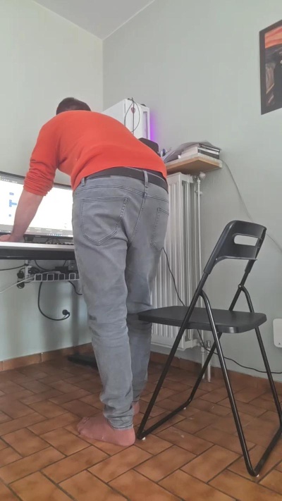 Assboy54 live cam on Cam4
