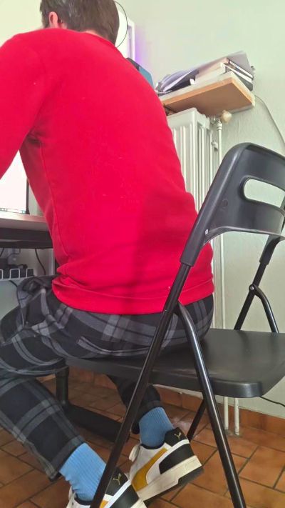 Assboy54 live cam on Cam4