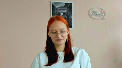 AssuntaKeranen live cam on Cam4