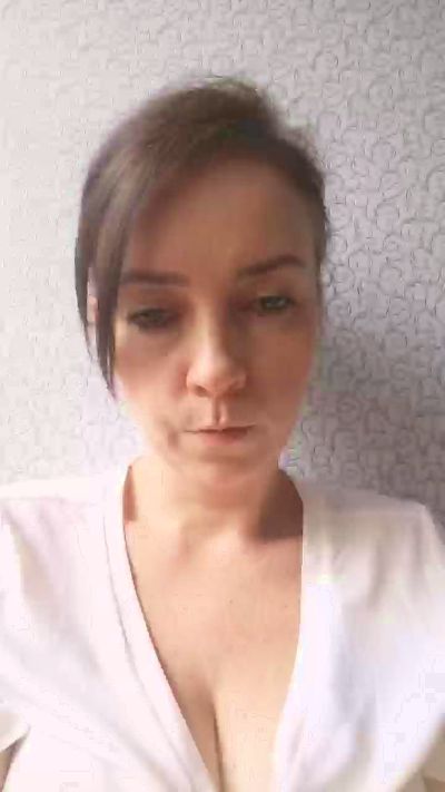 Asta875 live cam on Cam4