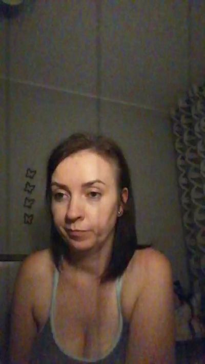 Asta875 live cam on Cam4