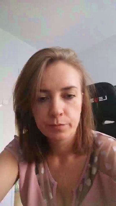 Asta875 live cam on Cam4