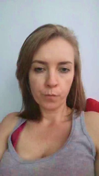 Asta875 live cam on Cam4