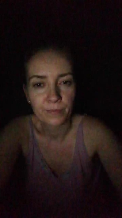 Asta875 live cam on Cam4
