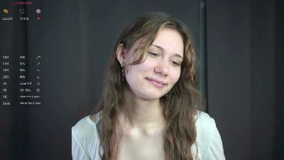 AstridAdkison live cam on Cam4