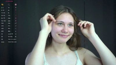 AstridAdkison live cam on Cam4