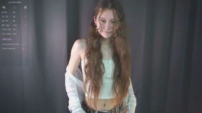 AstridAdkison live cam on Cam4