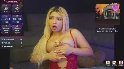AstridJade live cam on Cam4