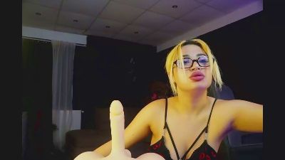 AstridJade live cam on Cam4
